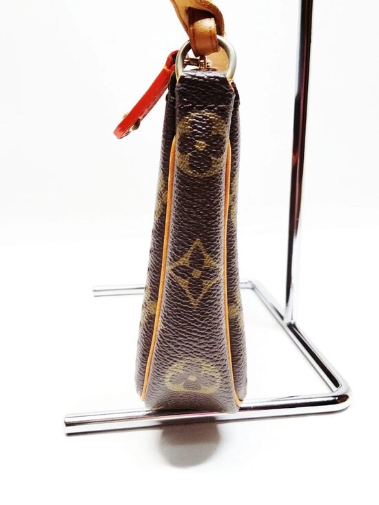 Authentic Louis Vuitton Pochette Accessoires Perforated Monogram Bag - Picture 4 of 16